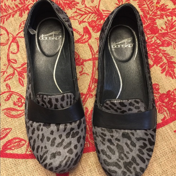 gray leopard print shoes